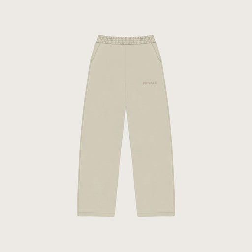 LOW KEY STRAIGHT LEG